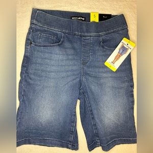 DKNY Jeans Ladies  Short
